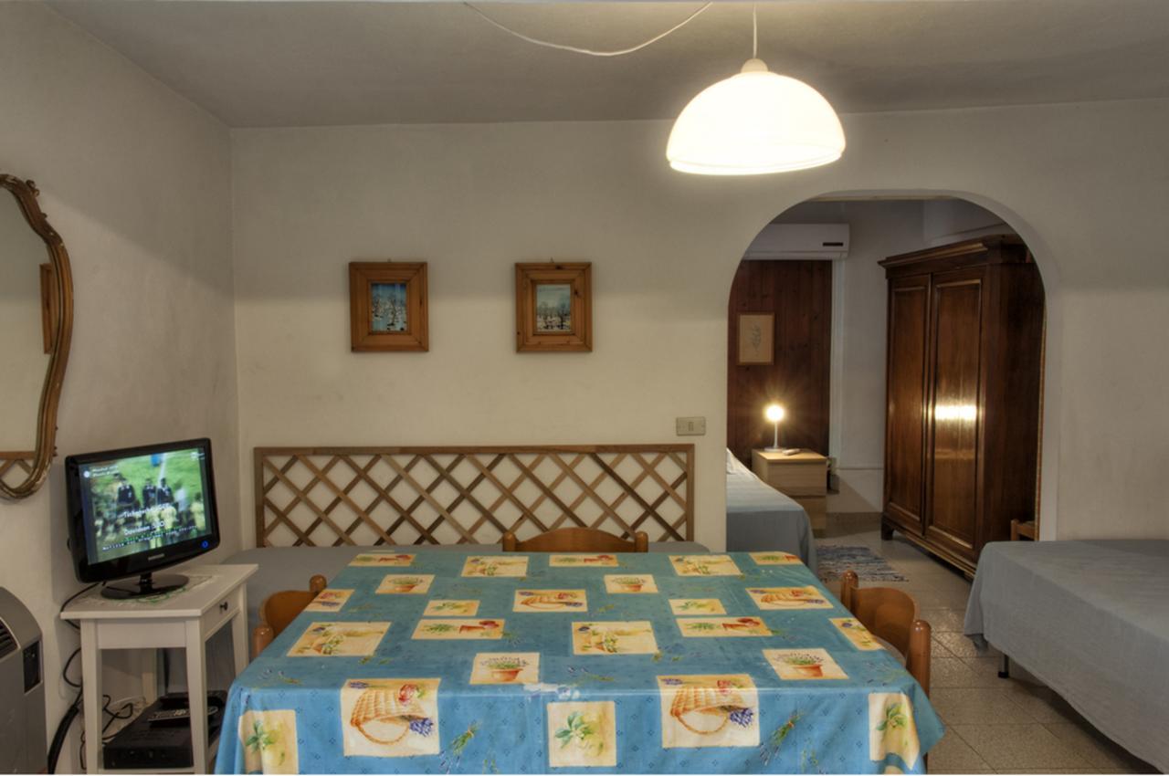 Casa Furrer Aparthotel Tirrenia Exteriör bild