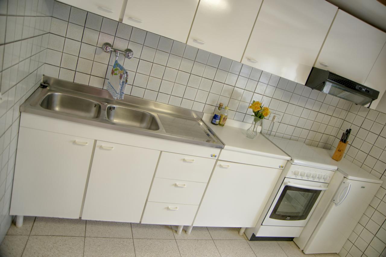 Casa Furrer Aparthotel Tirrenia Exteriör bild