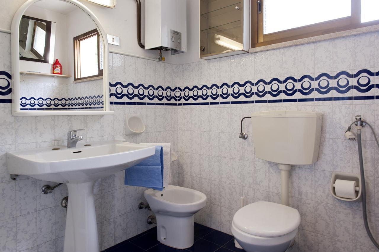 Casa Furrer Aparthotel Tirrenia Exteriör bild