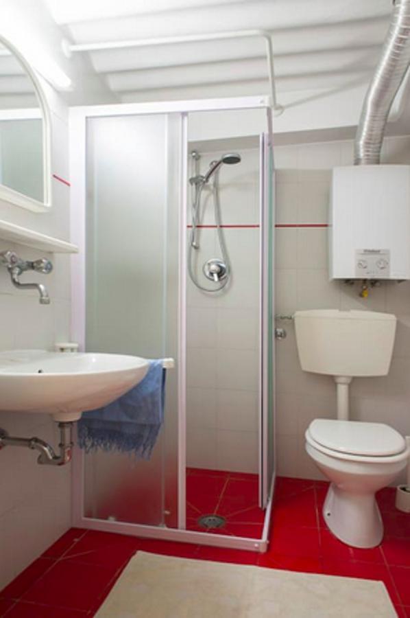 Casa Furrer Aparthotel Tirrenia Exteriör bild
